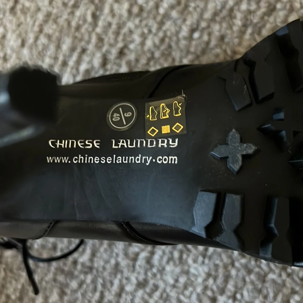 Chinese laundry heeled booties - Picture 5 of 5